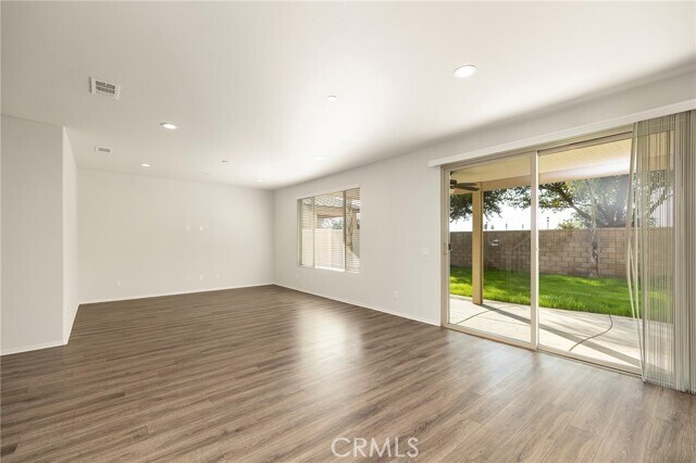 Building Photo - 30041 Leeward Ct