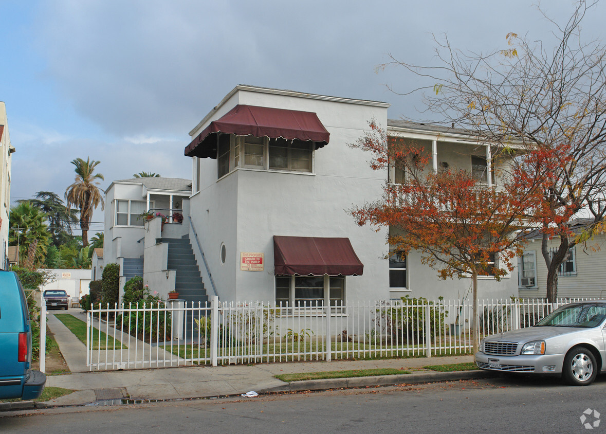 Building Photo - Central Arlington Heights