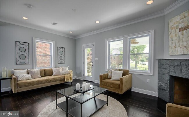 Foto del edificio - 5302 New Hampshire Ave NW