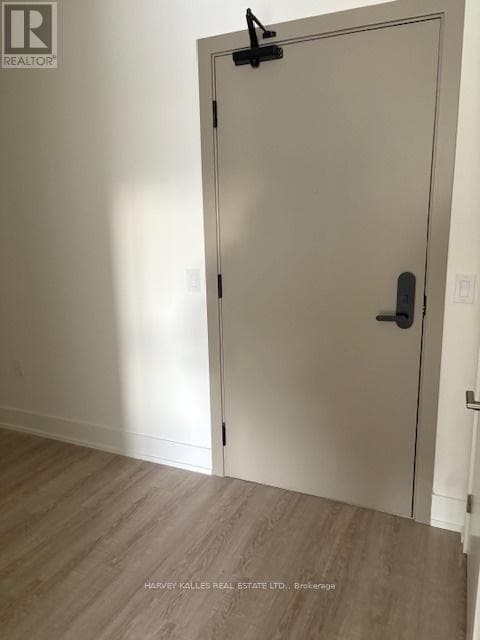 Building Photo - 2075 King Rd