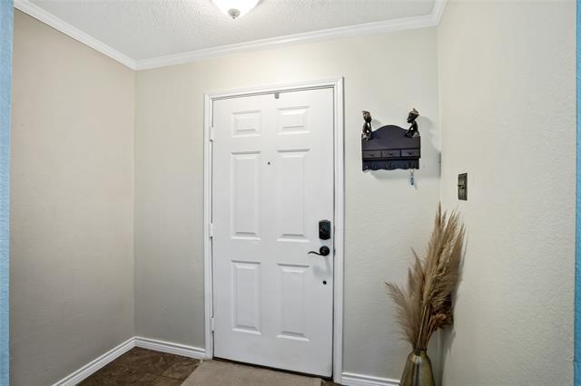 Foto del edificio - 2432 Chestnut Dr