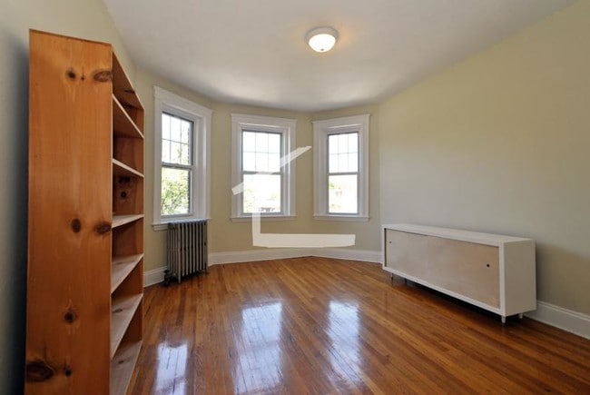 Building Photo - 1576 Commonwealth Avenue