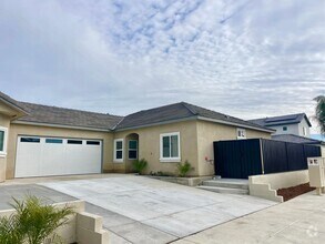 Building Photo - 8605 Frankie Lou St