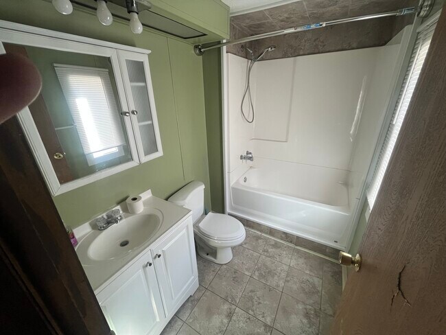 Foto del edificio - 2417 2nd St S