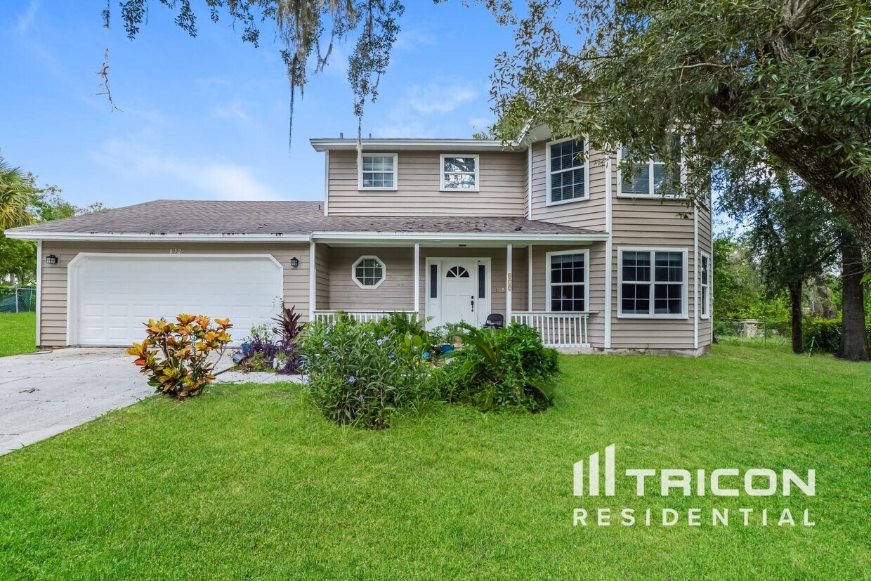 Foto principal - 872 Fairview Ave