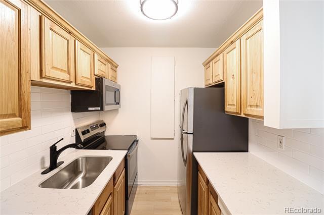 Foto del edificio - 5875 E Iliff Ave