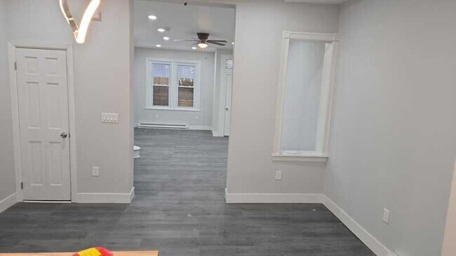 Foto del edificio - 1727 W Butler St