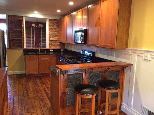 Kitchen - 1404 Haubert St