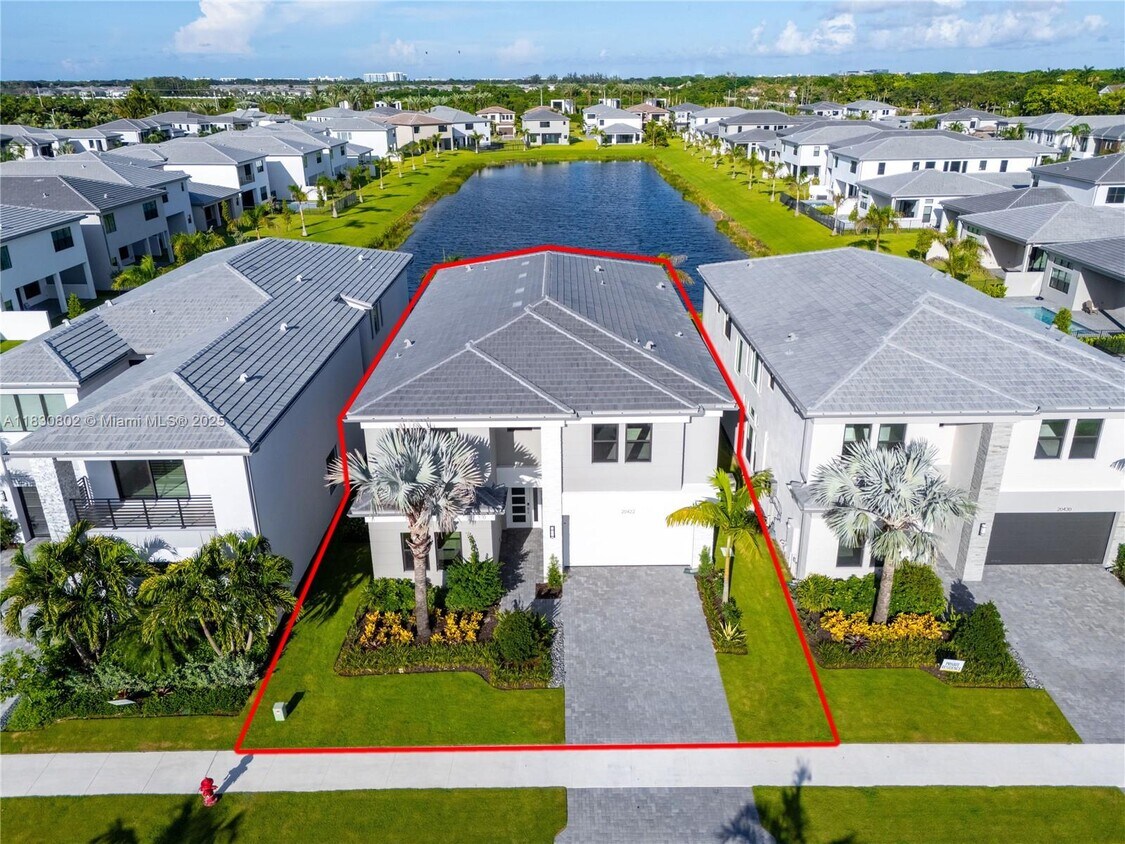 Primary Photo - 20422 Southernwood Ave