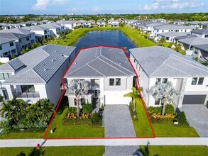 Building Photo - 20422 Southernwood Ave