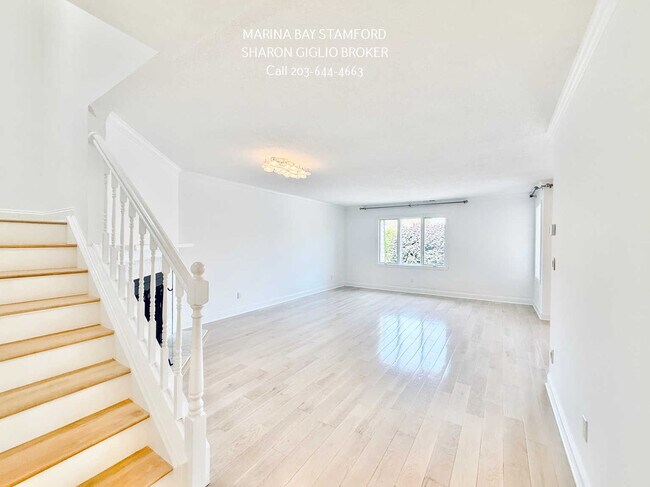 Foto del edificio - 61 Seaview Ave