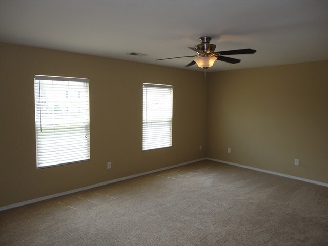 Building Photo - 1717 Cabarrus Crossing Dr