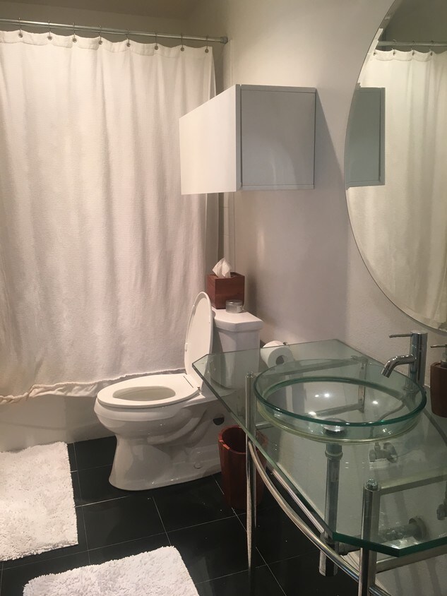 121 Apartments Available for Rent in Culver City, CA