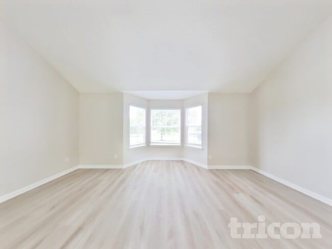 Building Photo - 816 Marcus Ln