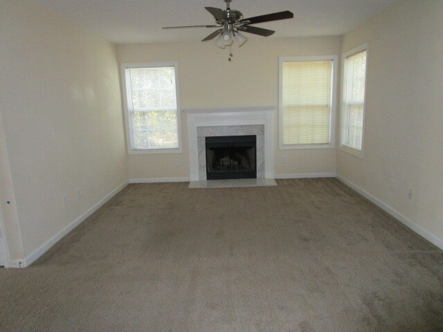 Building Photo - 408 Bradford Way