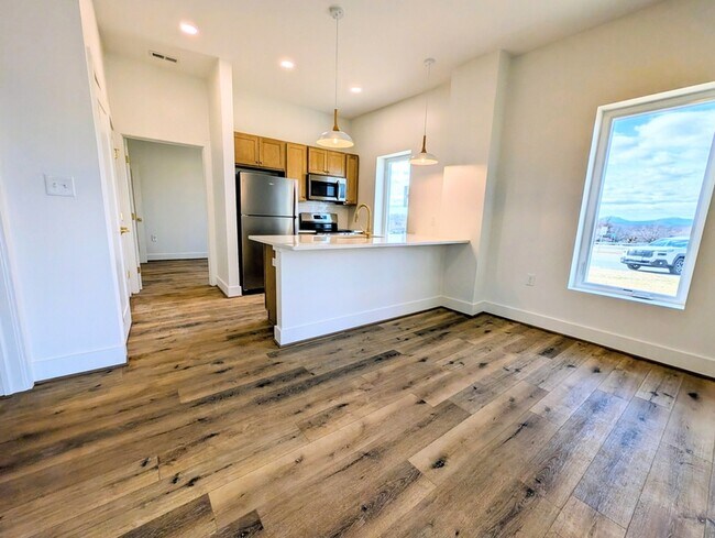 Foto del edificio - 5900 Fort Ave