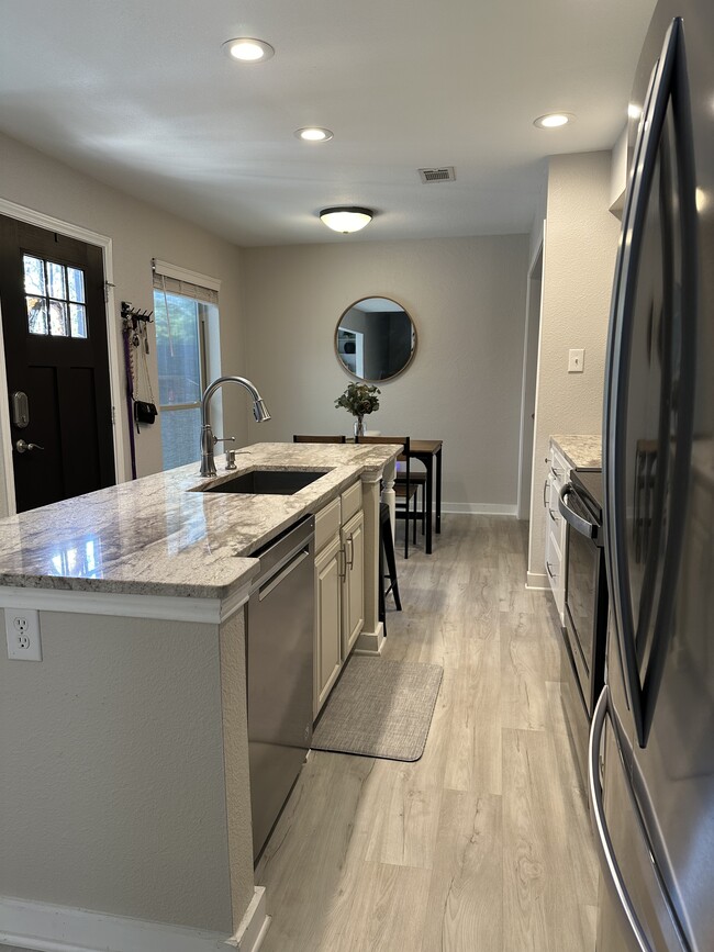 Kitchen - 714 E Wall St