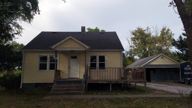 Building Photo - 18981 MO-22