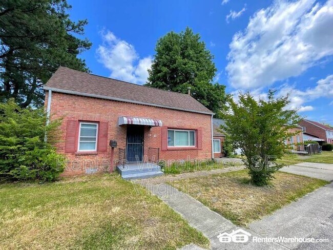 Building Photo - 1 E Walker Rd