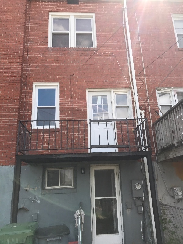 Building Photo - 2153 Harman Ave