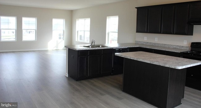 Building Photo - 232 Parkland Dr