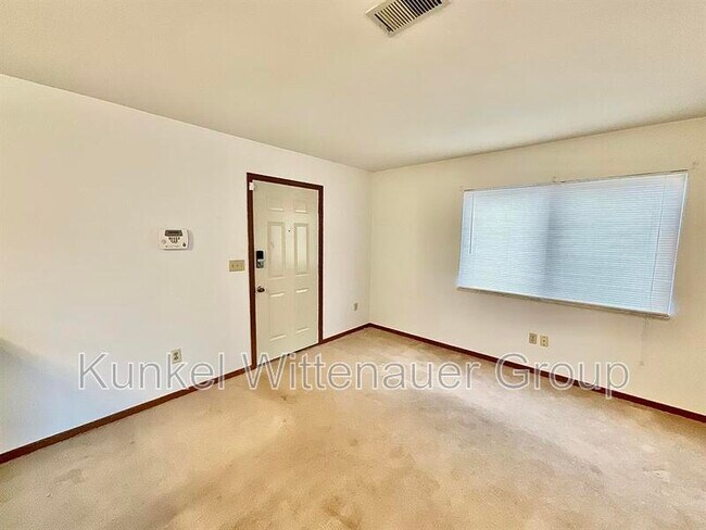 Foto del edificio - 51 Pepperwood Ct