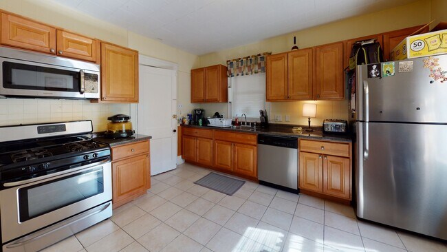 Foto del edificio - 5078-5080 Washington St