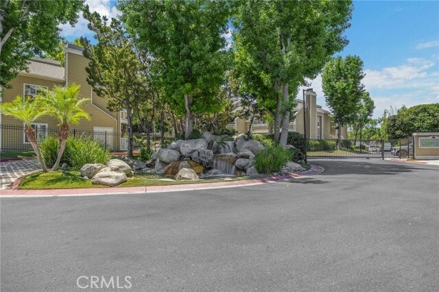 Foto del edificio - 3660 S Bear St