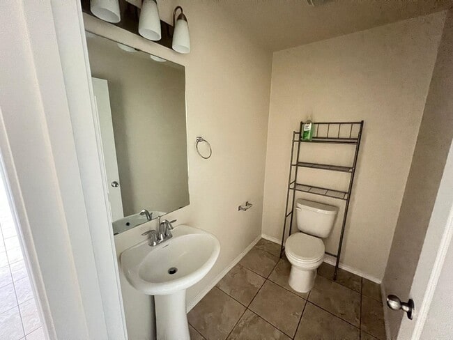 Building Photo - 1510 Port Texas Dr