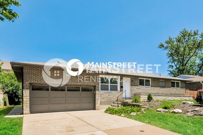 Building Photo - 1120 Spring Valley Dr