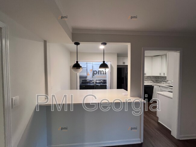 Foto del edificio - 162 Elysian Way NW