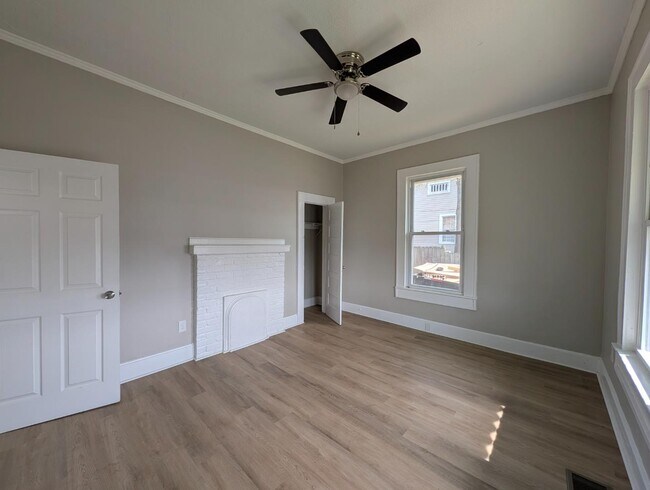 Foto del edificio - 1522 Buncombe Rd