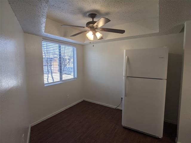 Building Photo - 7431 Holly Hill Dr