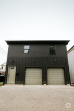 Building Photo - 1460 Hamlet St