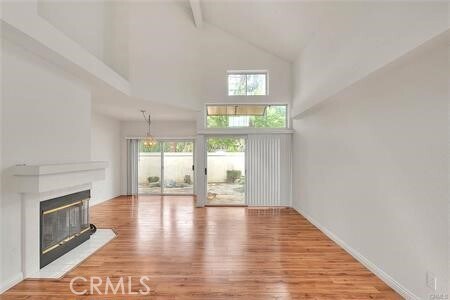 Foto del edificio - 864 Bramble Ln