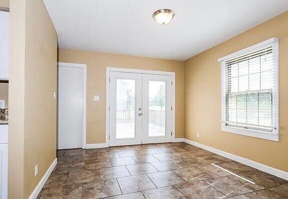 Building Photo - 104 Riverview Heights