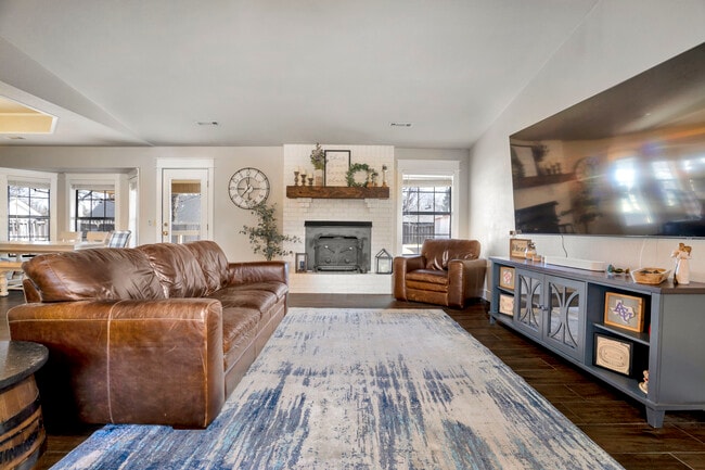 Photo - 1703 Willard St House