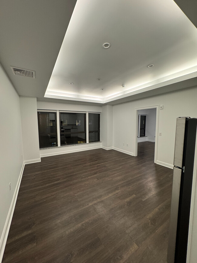 207 livingroom1 - G Square