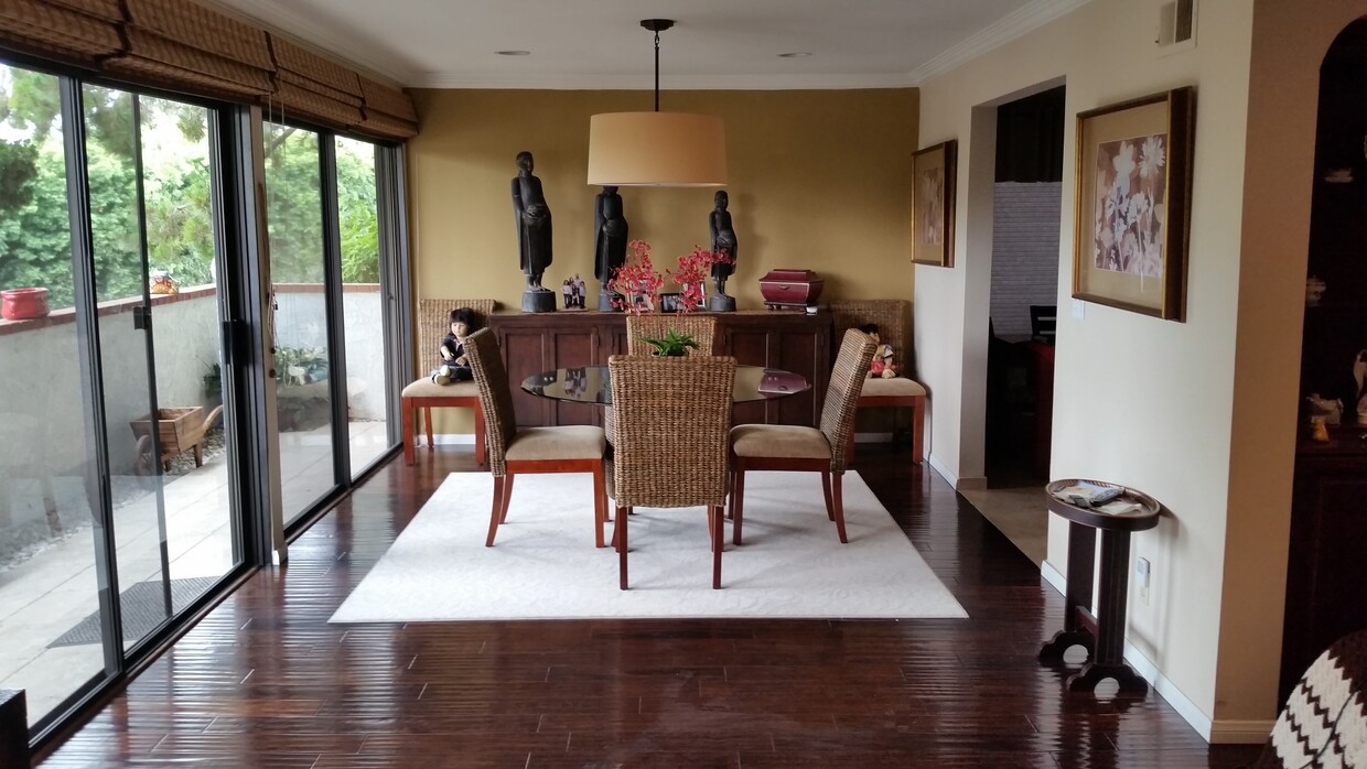 Dining Room - 6242 Riviera Cir