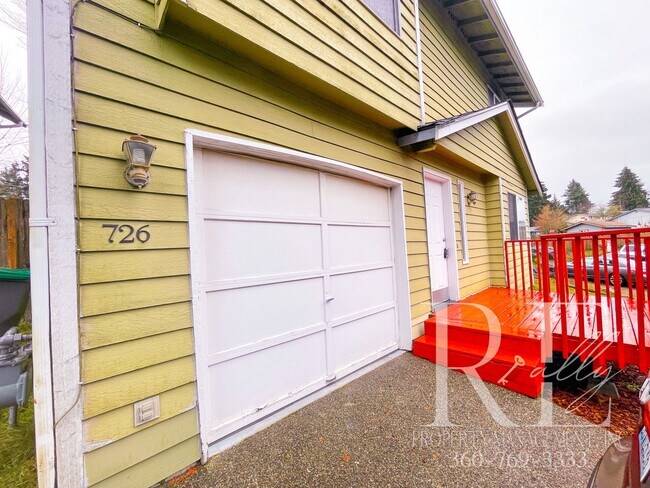 Foto del edificio - The THREE Bedroom You've Been Searching For!
