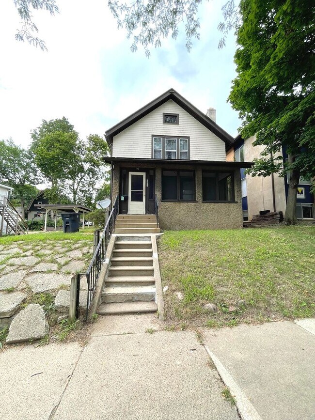 Foto del edificio - 1011 Vaughn St