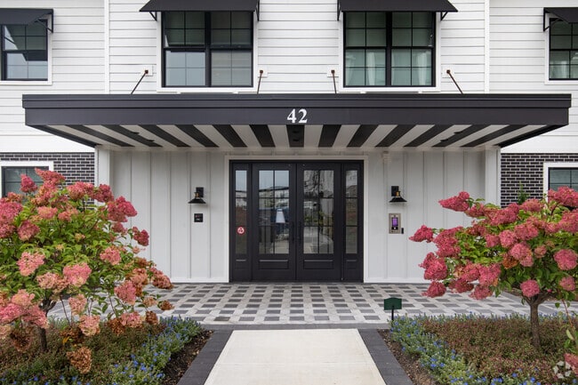 The Lofts at Maple & Main- Entrance - The Lofts at Maple & Main