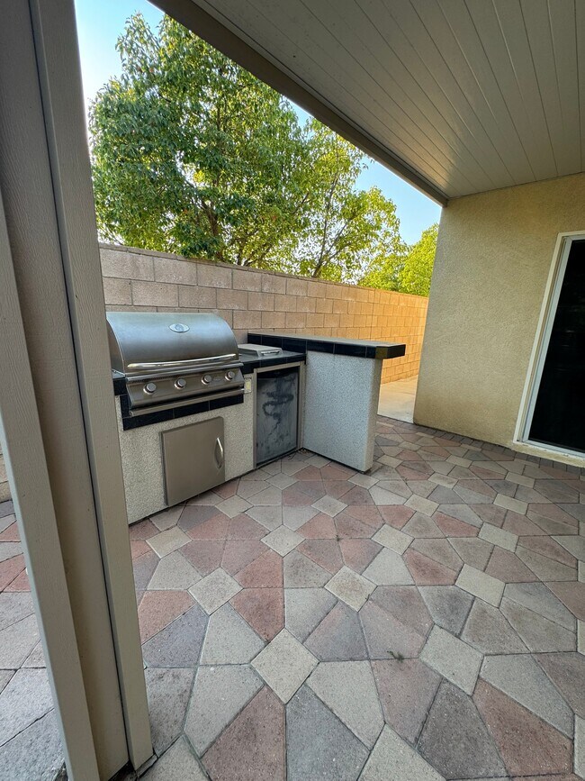 Foto del edificio - 2274 Purple Finch Ct