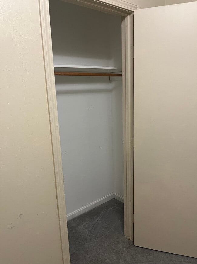 Each bed has a closet - 312 Galt St