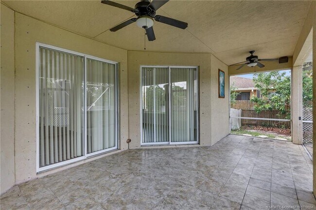 Foto del edificio - 3864 SW Wycoff St