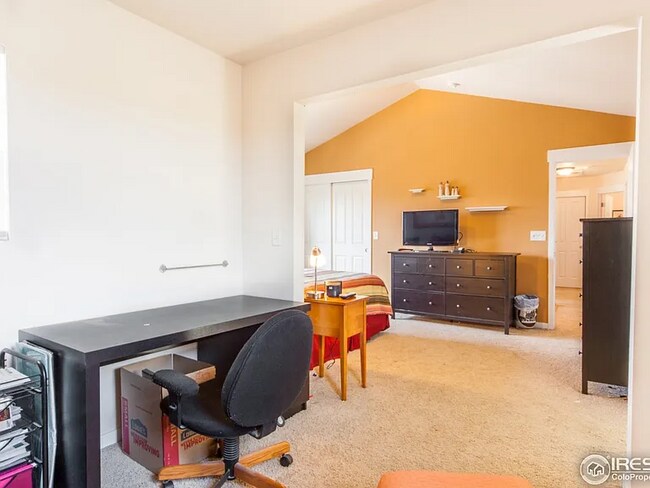 Foto del edificio - 3740 Red Deer Trail