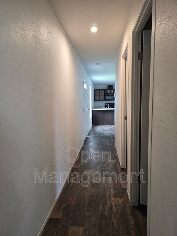Foto del edificio - 4511 Dirt Rd