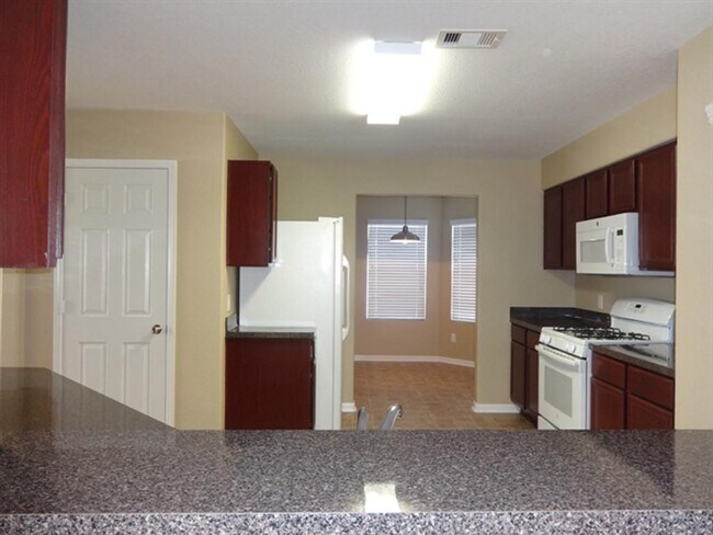 Building Photo - 9928 Grebe Dr