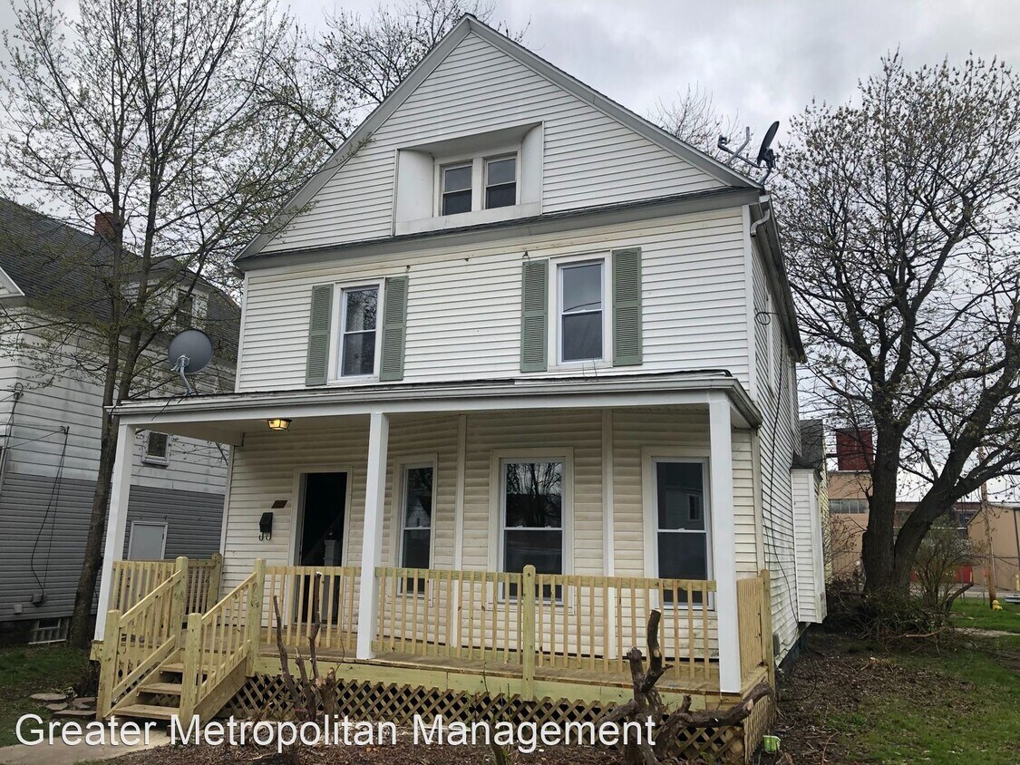 Primary Photo - 3 br, 1.5 bath House - 166 8th Street NW