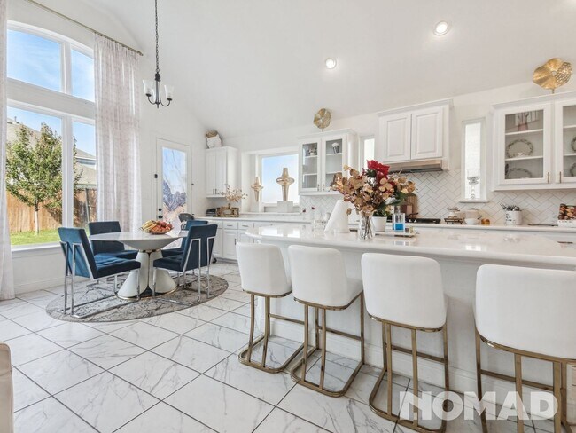 Foto del edificio - 6 Bedroom Single Family Home in Wylie